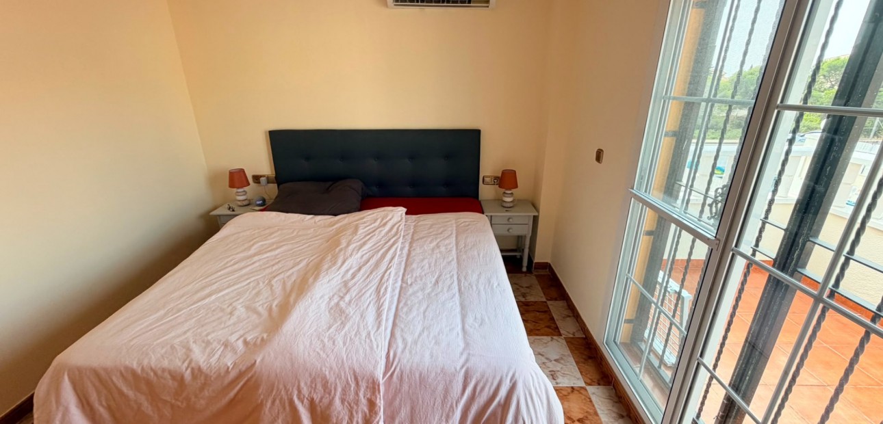 Venta - Semi Detached Villa -
Lomas de Cabo Roig - Orihuela Costa
