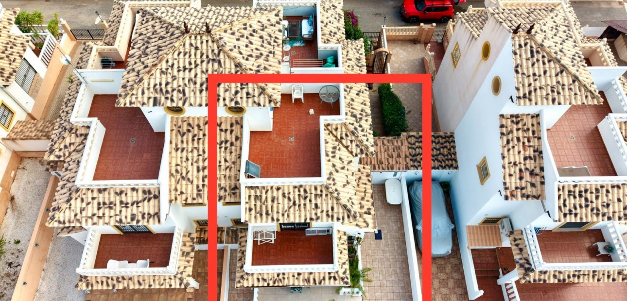 Venta - Semi Detached Villa -
Lomas de Cabo Roig - Orihuela Costa