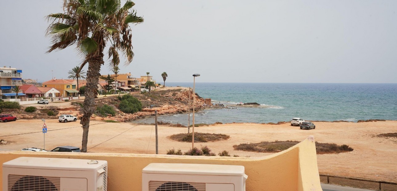 Venta - Terraced house -
Torrevieja - Los Frutales