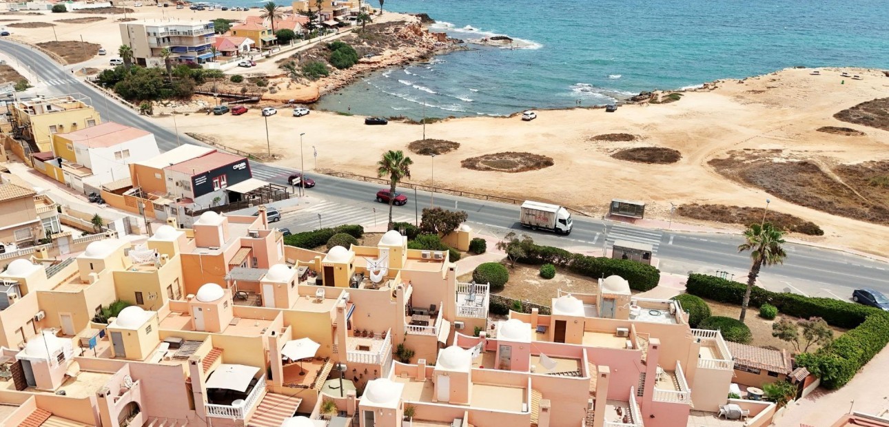 Venta - Terraced house -
Torrevieja - Los Frutales