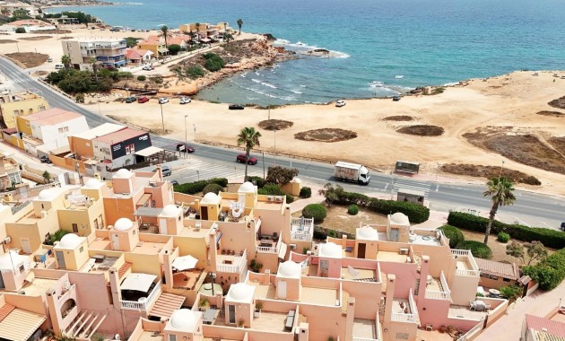 Venta - Terraced house -
Torrevieja - Los Frutales