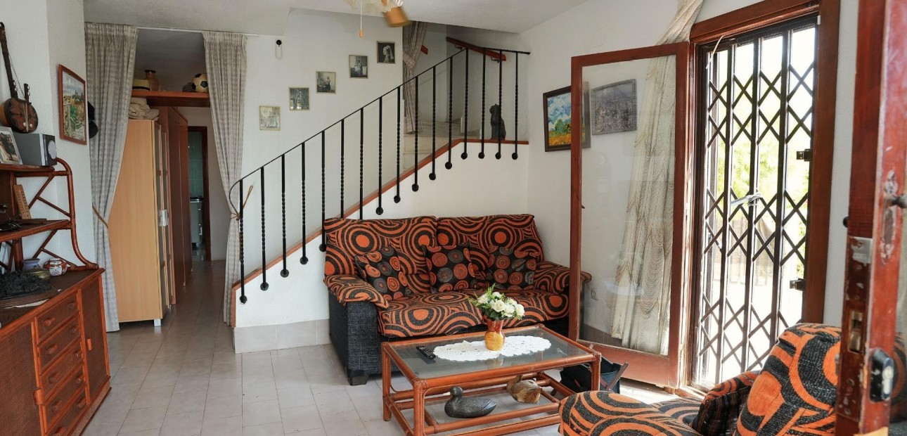 Venta - Terraced house -
Torrevieja - Los Frutales