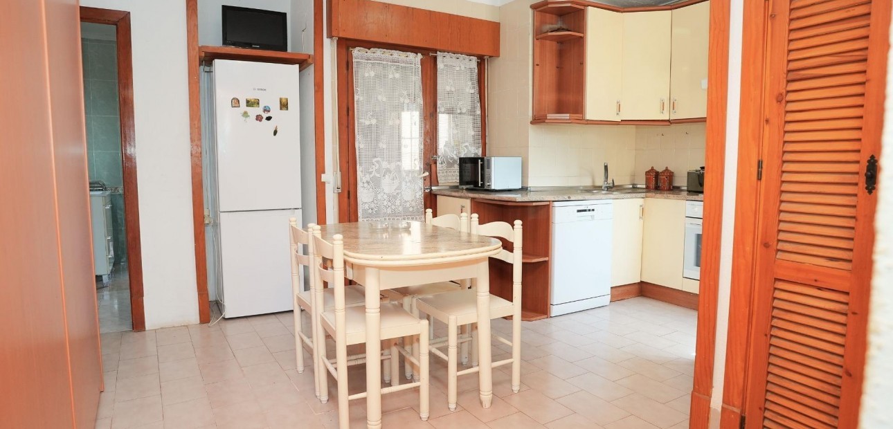 Venta - Terraced house -
Torrevieja - Los Frutales