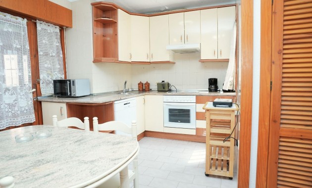 Venta - Terraced house -
Torrevieja - Los Frutales