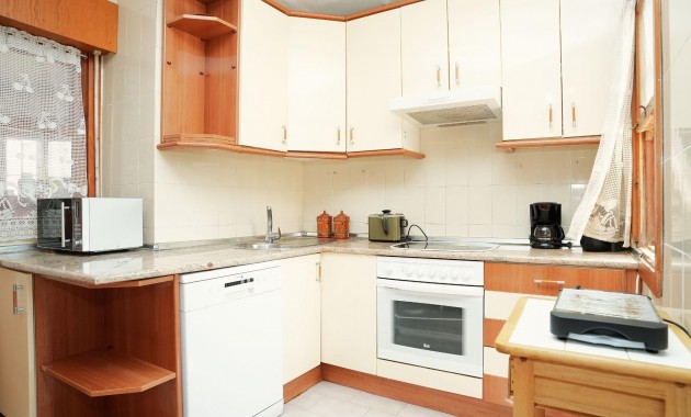 Venta - Terraced house -
Torrevieja - Los Frutales