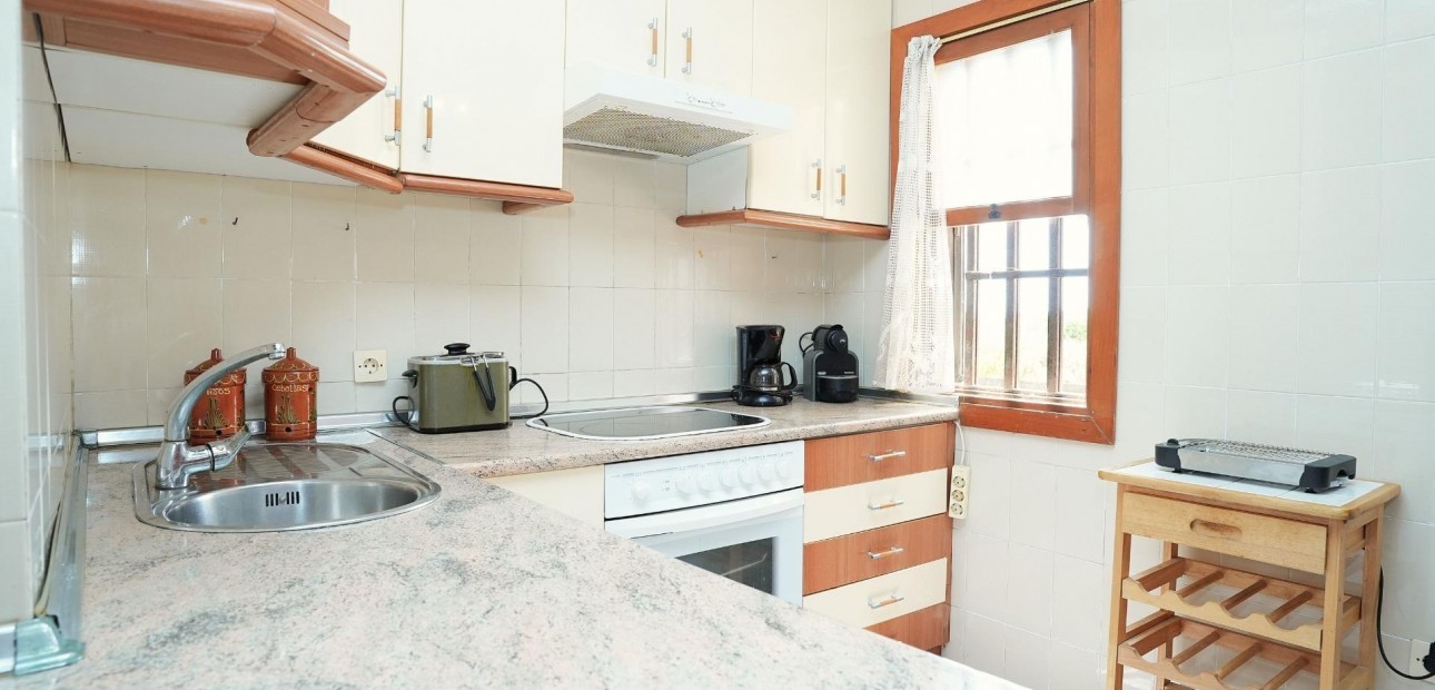 Venta - Terraced house -
Torrevieja - Los Frutales