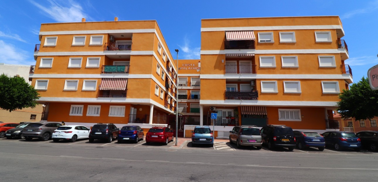 Venta - Apartamento / piso -
Rojales - Los Palacios