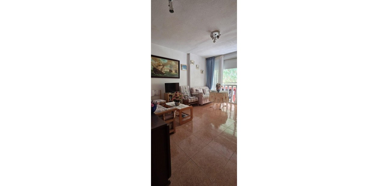 Venta - Apartamento / piso -
Torrevieja - Habaneras