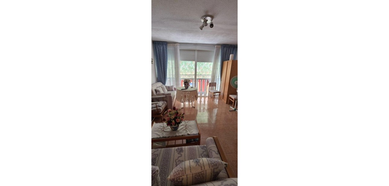Venta - Apartamento / piso -
Torrevieja - Habaneras