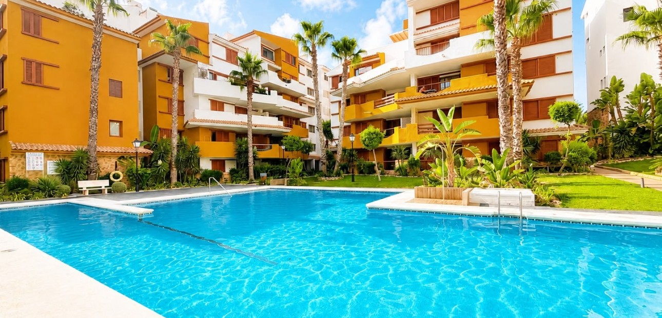 Venta - Apartamento / piso -
Orihuela Costa - Punta Prima