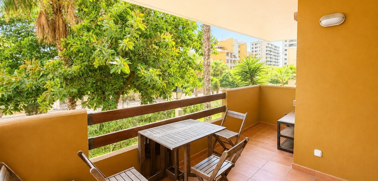 Venta - Apartamento / piso -
Orihuela Costa - Punta Prima