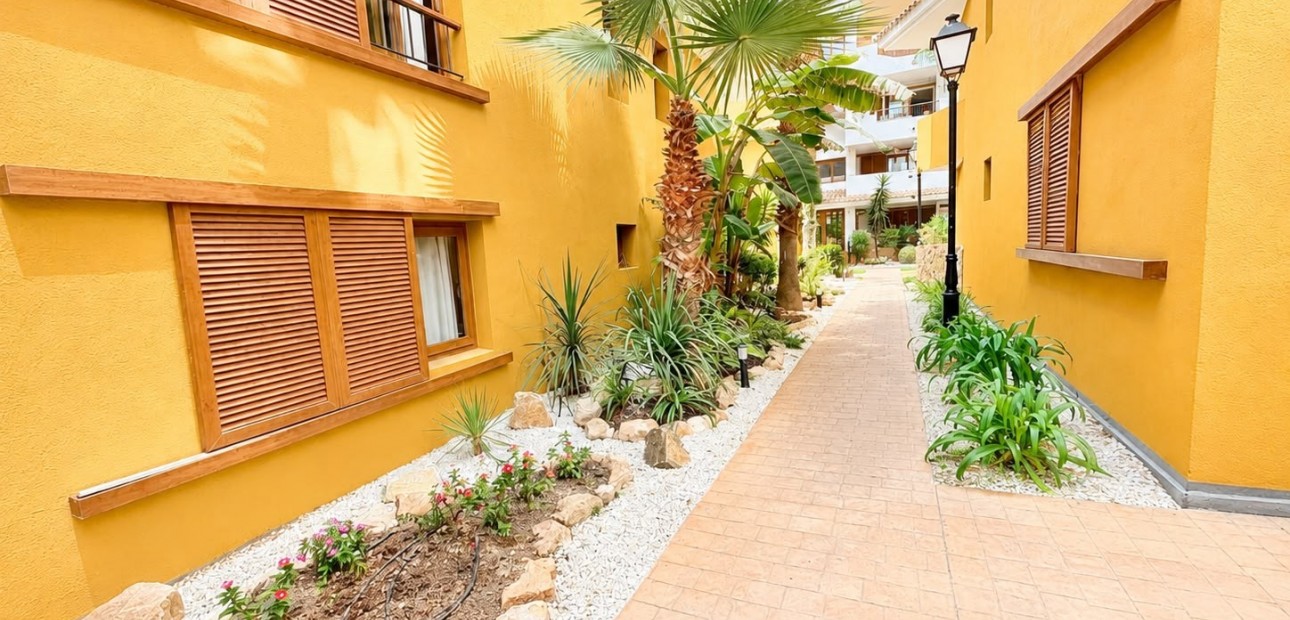 Venta - Apartamento / piso -
Orihuela Costa - Punta Prima