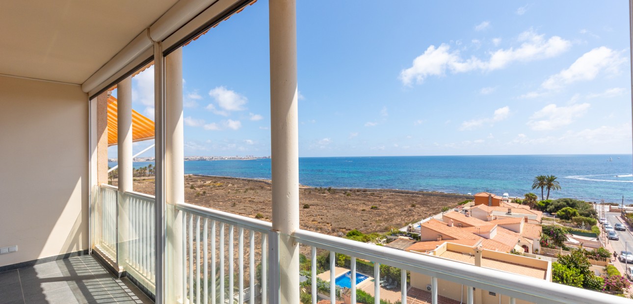 Venta - Apartamento / piso -
Torrevieja - Rocio del Mar