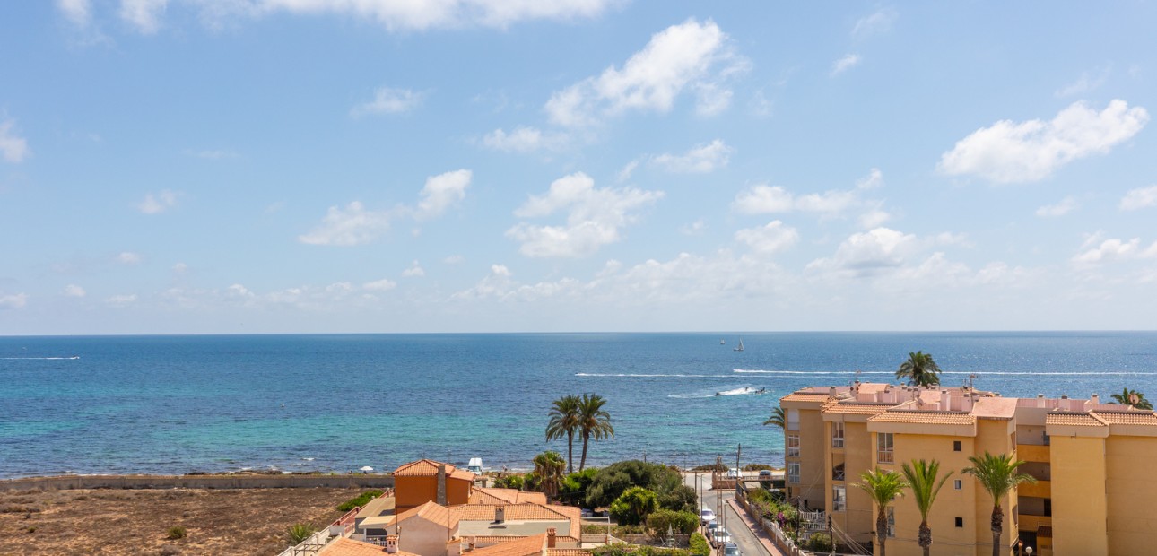 Venta - Apartamento / piso -
Torrevieja - Rocio del Mar