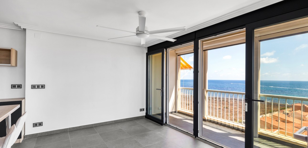 Venta - Apartamento / piso -
Torrevieja - Rocio del Mar