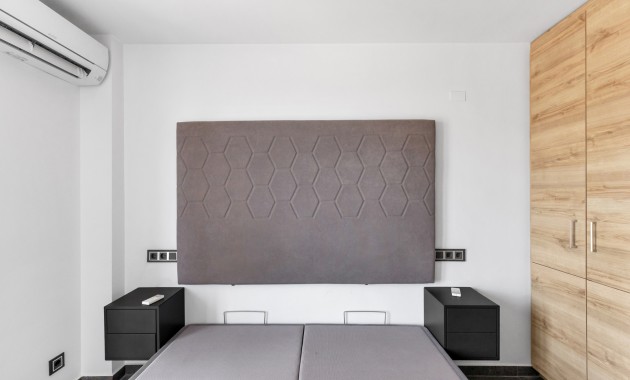 Venta - Apartamento / piso -
Torrevieja - Rocio del Mar