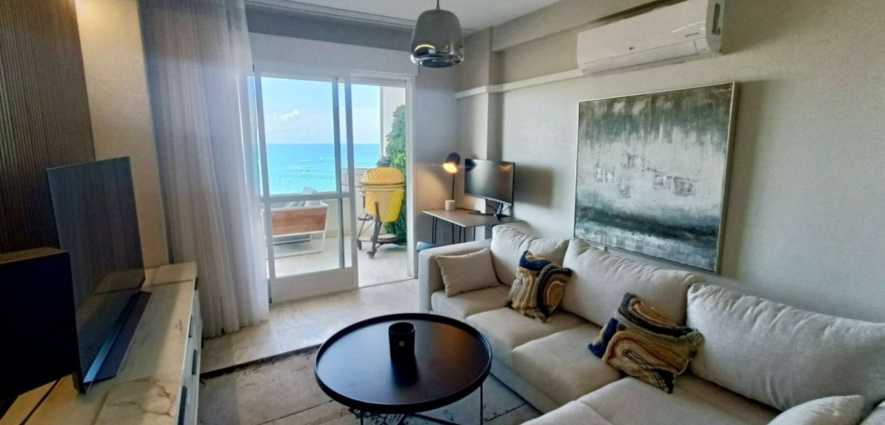 Venta - Apartamento / piso -
Torrevieja - Torrevieja - Centre