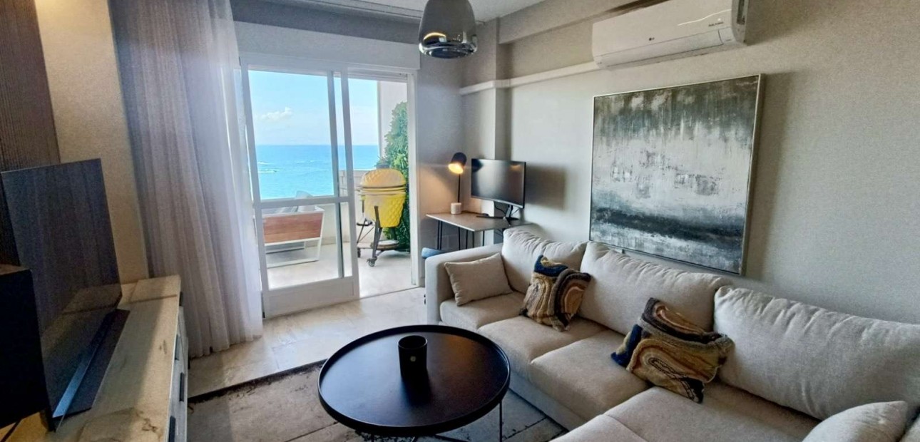 Venta - Apartamento / piso -
Torrevieja - Torrevieja - Centre