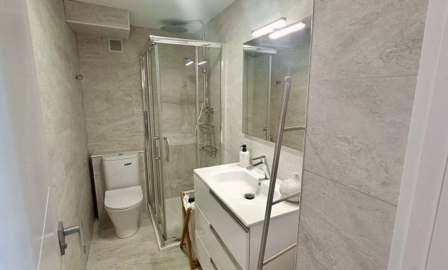 Venta - Apartamento / piso -
Torrevieja - Torrevieja - Centre