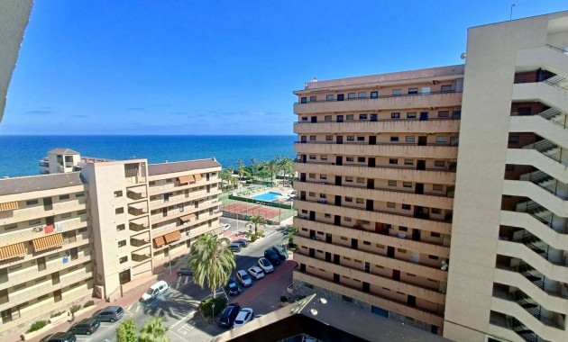 Venta - Apartamento / piso -
Torrevieja - Torrevieja - Centre
