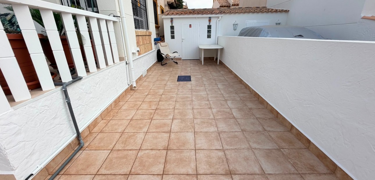 Herverkoop - Semi Detached Villa -
Orihuela Costa