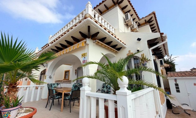 Herverkoop - Semi Detached Villa -
Orihuela Costa