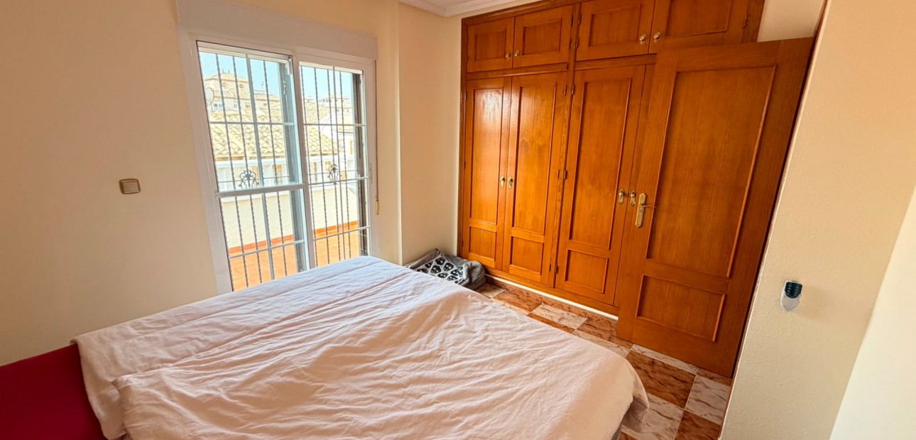 Herverkoop - Semi Detached Villa -
Orihuela Costa