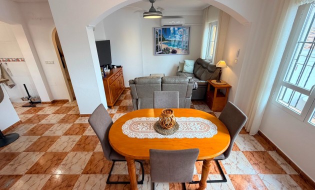 Herverkoop - Semi Detached Villa -
Orihuela Costa