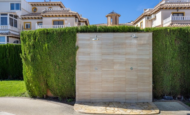 Herverkoop - Semi Detached Villa -
Orihuela Costa