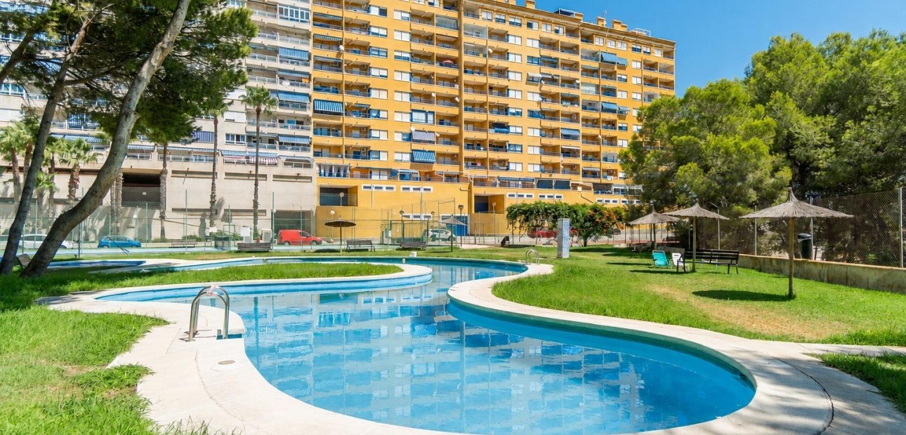 Venta - Apartamento / piso -
Orihuela Costa - Altos de Campoamor