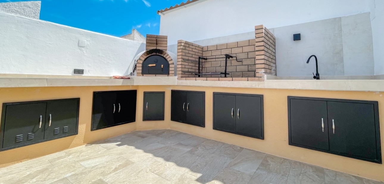 Venta - Adosado -
Torrevieja - Aguas Nuevas