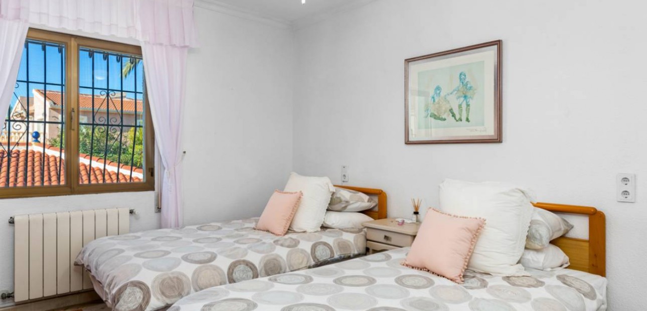 Venta - Villa -
Ciudad Quesada