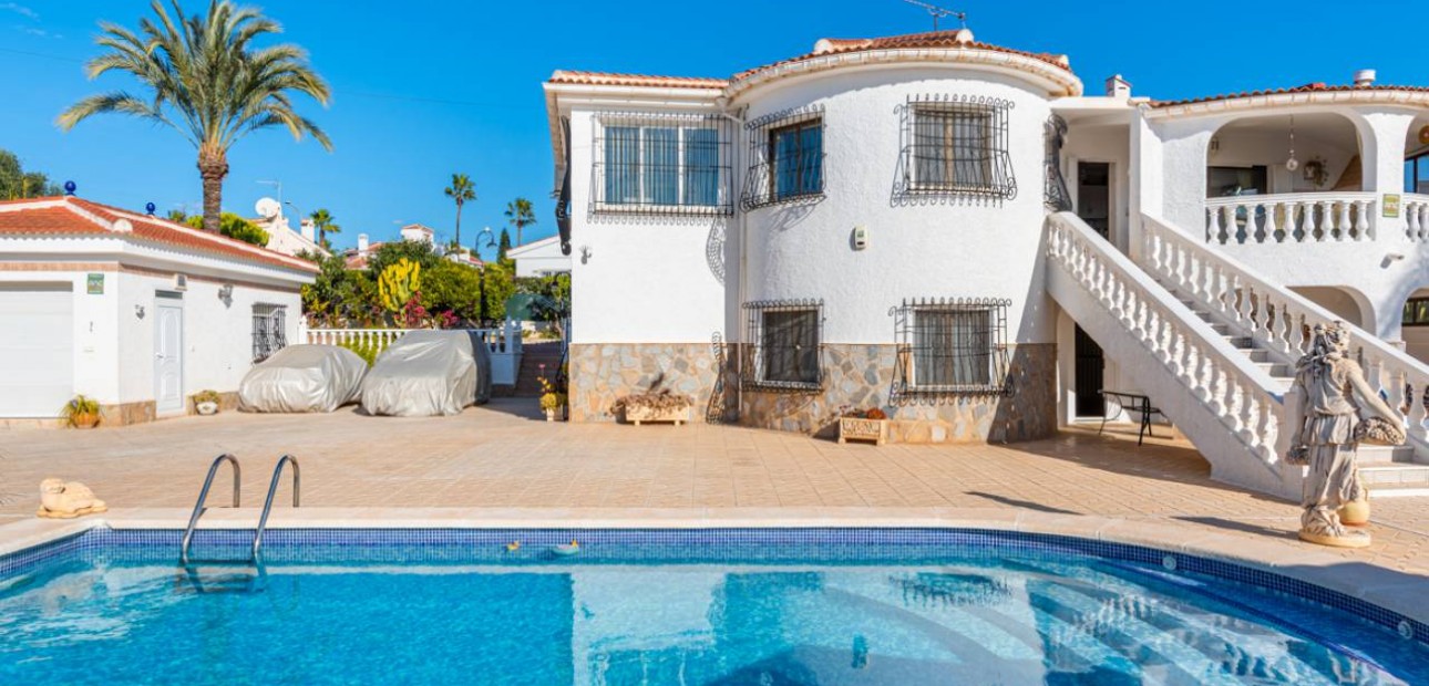 Venta - Villa -
Ciudad Quesada