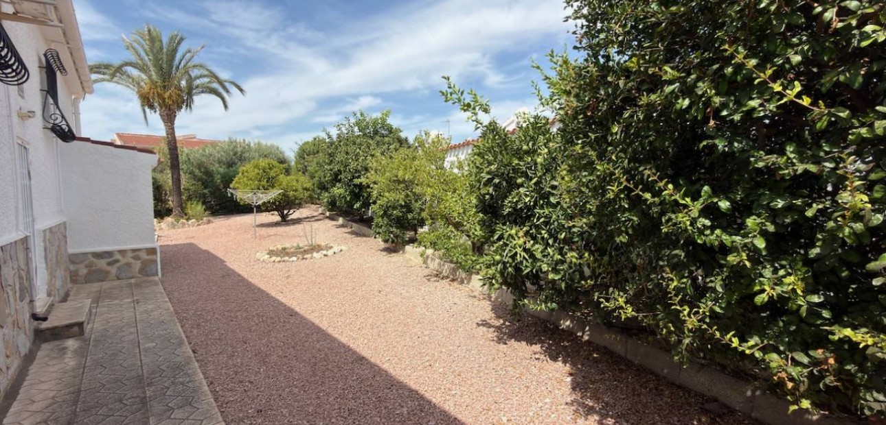Venta - Villa -
Ciudad Quesada
