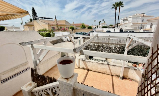 Venta - Villa -
Ciudad Quesada - Pueblo Bravo