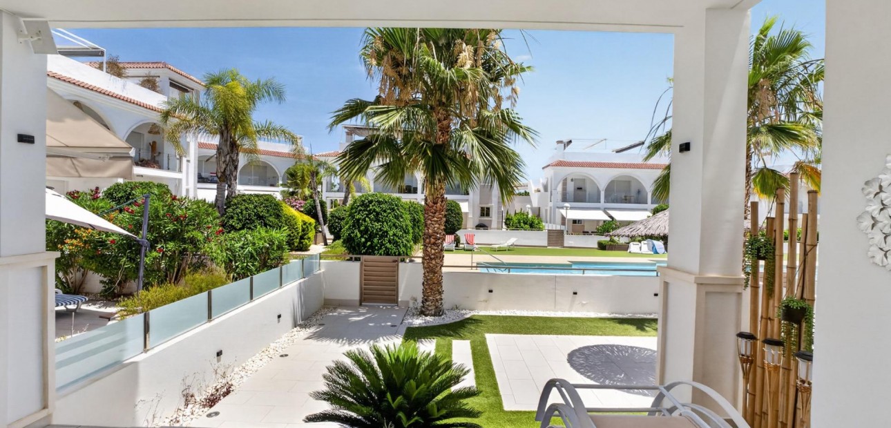 Venta - Apartamento / piso -
Ciudad Quesada - La Laguna