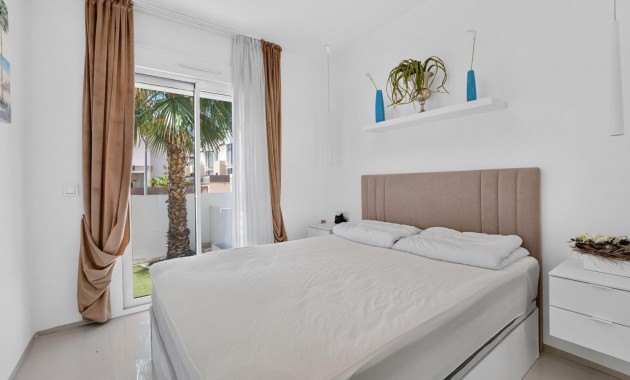 Venta - Apartamento / piso -
Ciudad Quesada - La Laguna