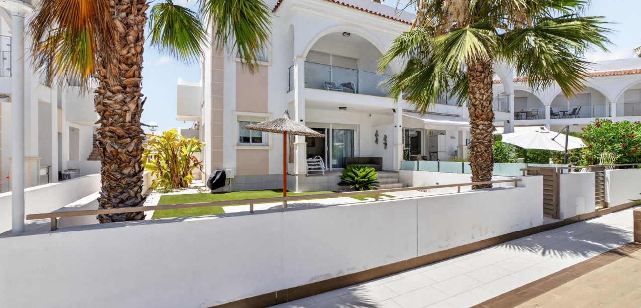 Venta - Apartamento / piso -
Ciudad Quesada - La Laguna