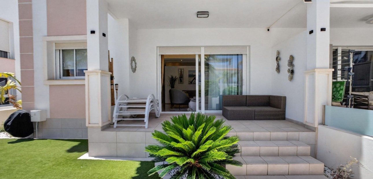 Venta - Apartamento / piso -
Ciudad Quesada - La Laguna
