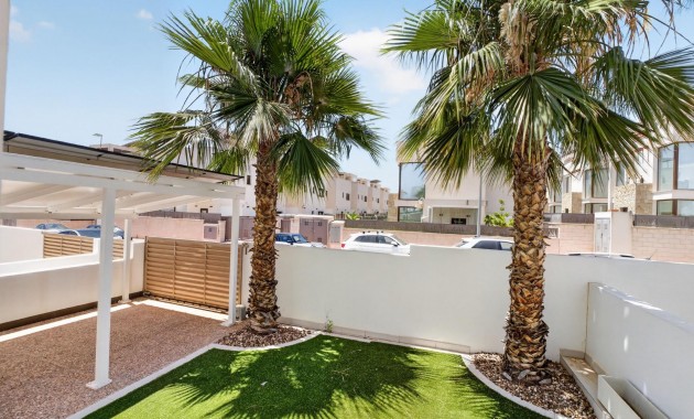 Venta - Apartamento / piso -
Ciudad Quesada - La Laguna