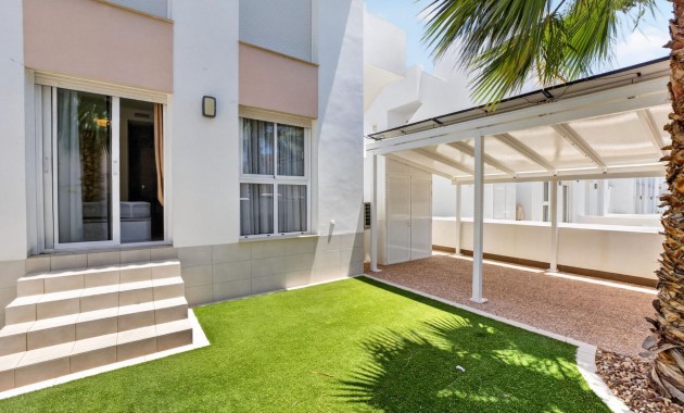 Venta - Apartamento / piso -
Ciudad Quesada - La Laguna