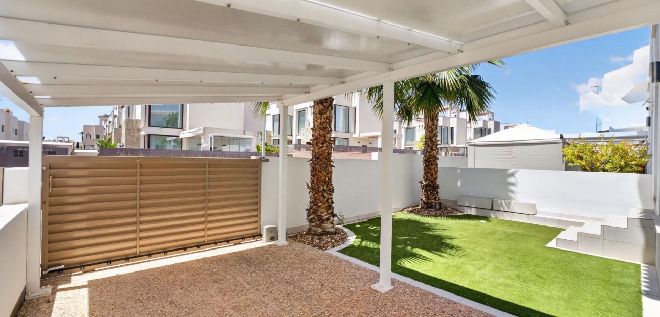 Venta - Apartamento / piso -
Ciudad Quesada - La Laguna
