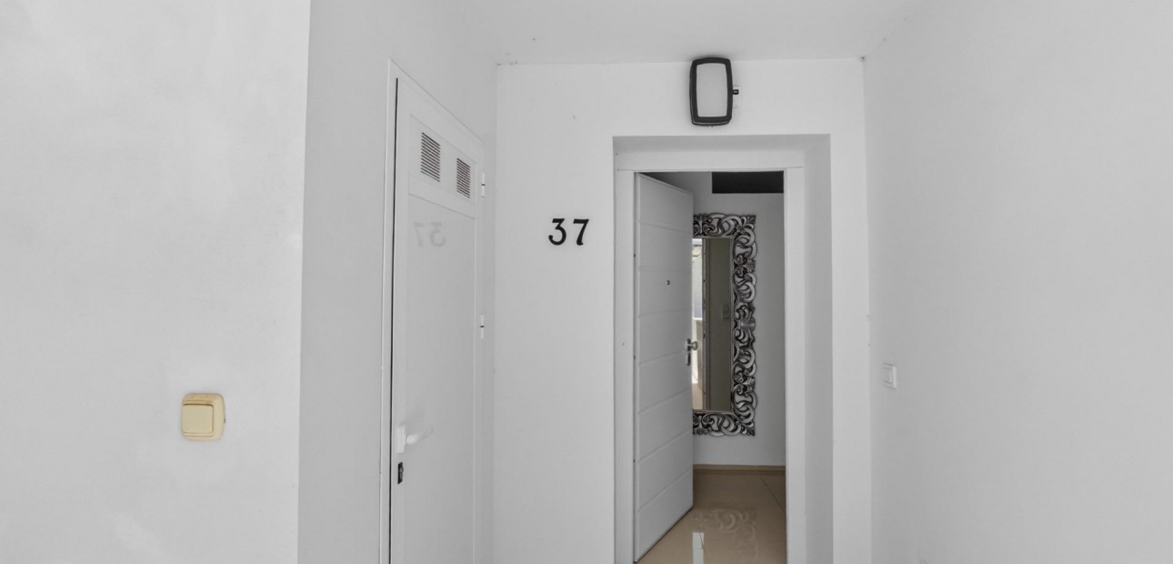 Venta - Apartamento / piso -
Ciudad Quesada - La Laguna