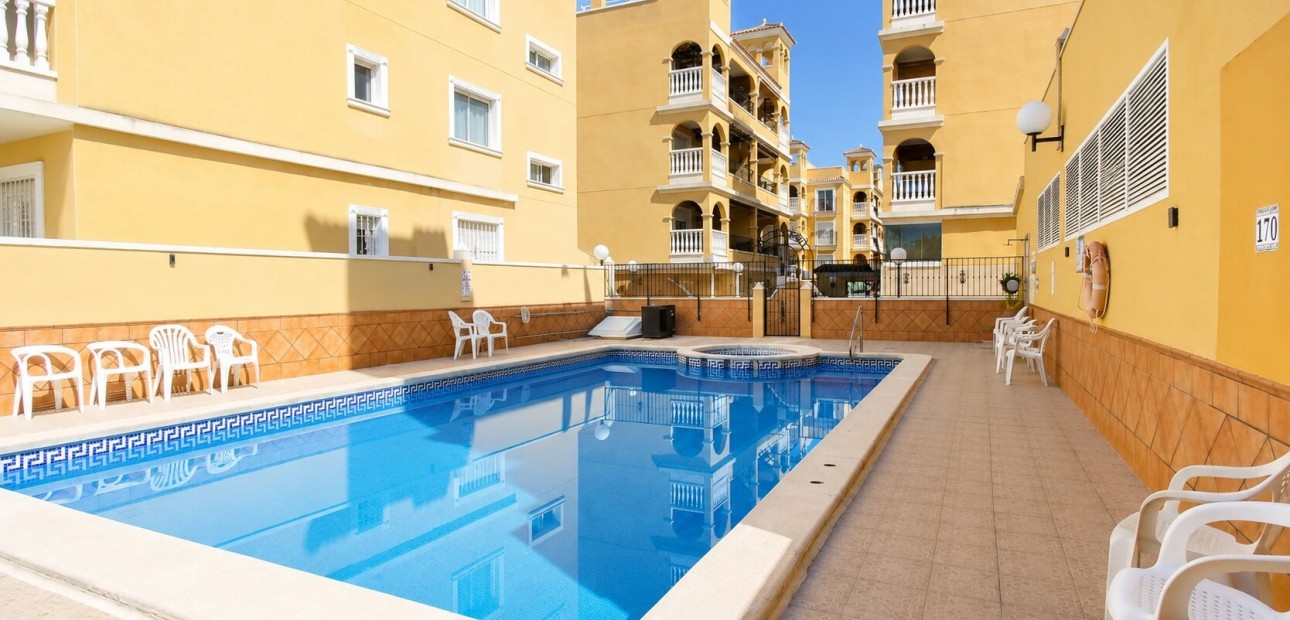 Venta - Apartamento / piso -
Algorfa - Algorfa - Village