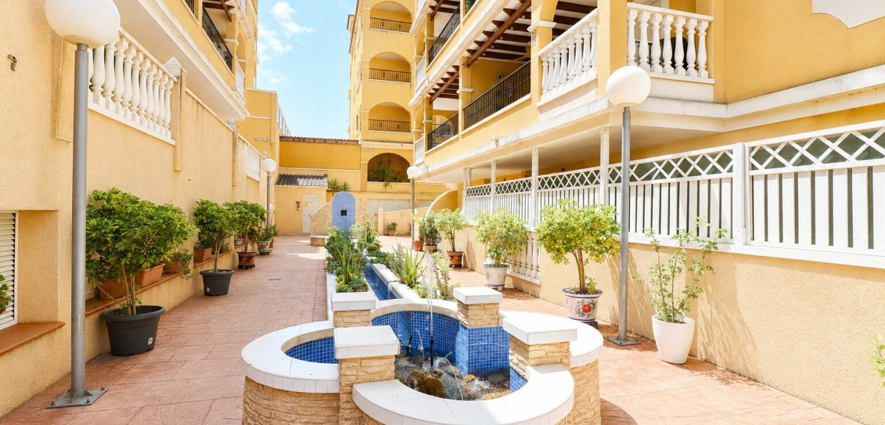 Venta - Apartamento / piso -
Algorfa - Algorfa - Village