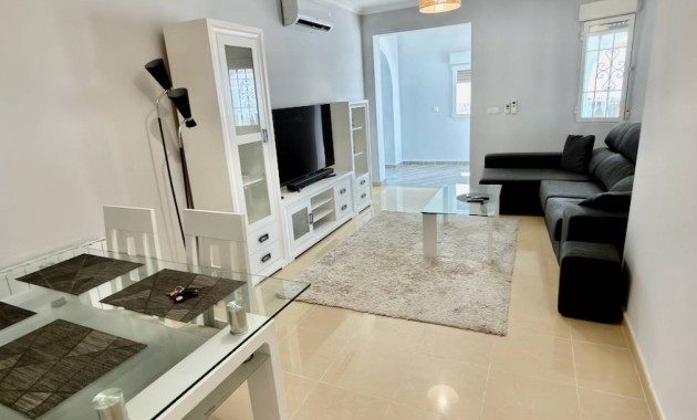 Sale - Villa -
Ciudad Quesada