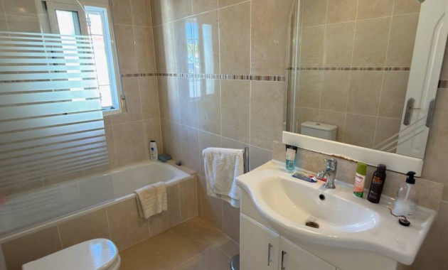Sale - Villa -
Ciudad Quesada
