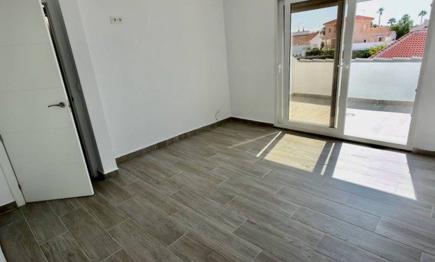 Sale - Villa -
Ciudad Quesada