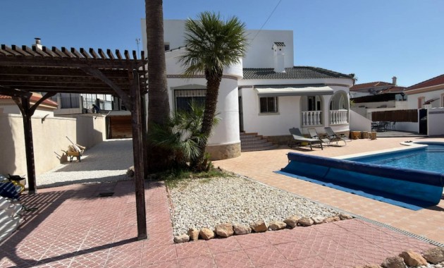 Sale - Villa -
Ciudad Quesada