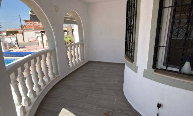Sale - Villa -
Ciudad Quesada